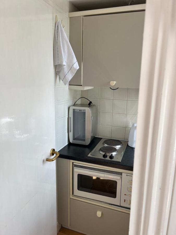 Super Located Studio In South Ken At Chelsea Cloister Londra Exterior foto